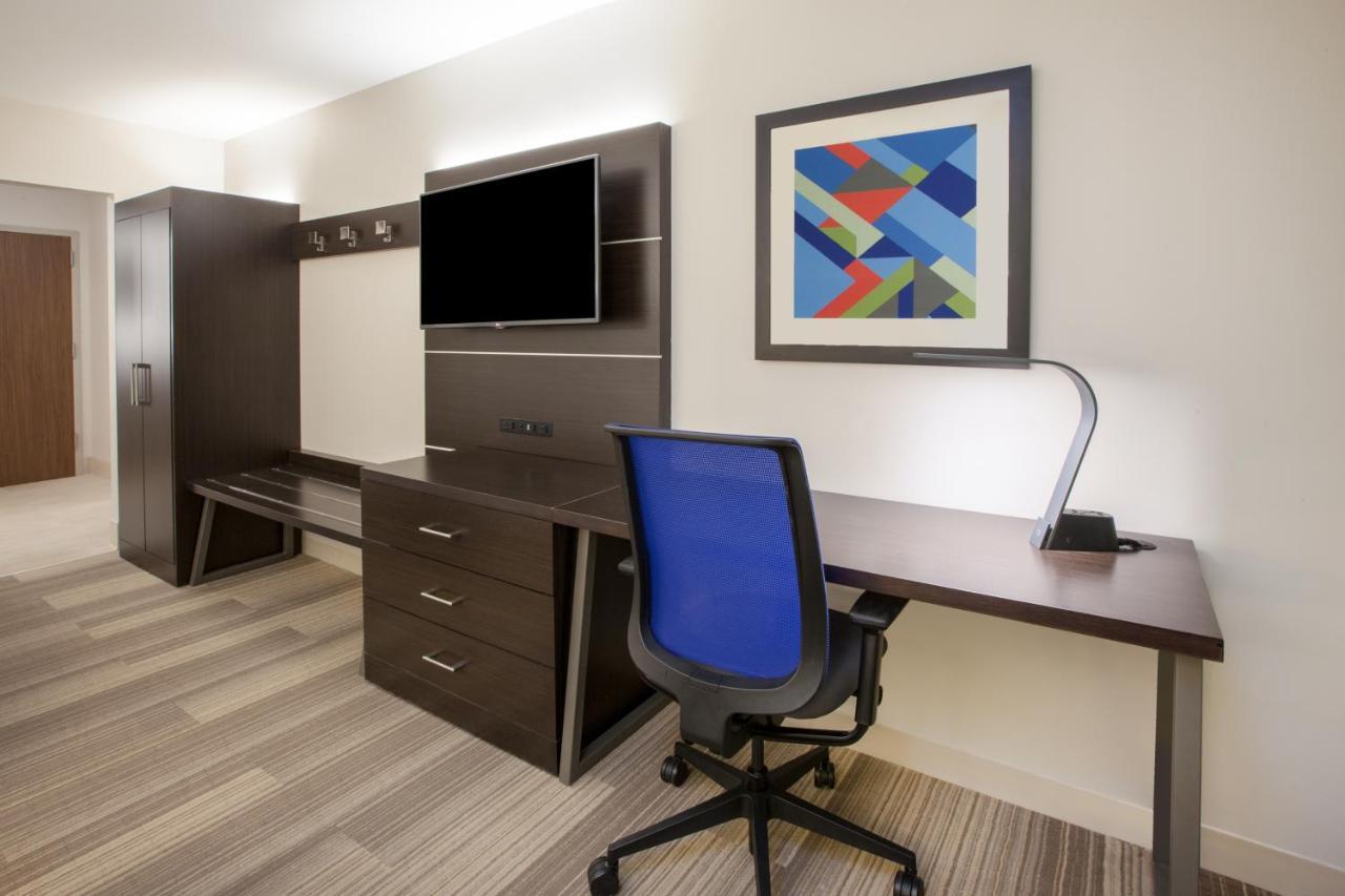 Holiday Inn Express & Suites - Bullhead City By Ihg Екстериор снимка