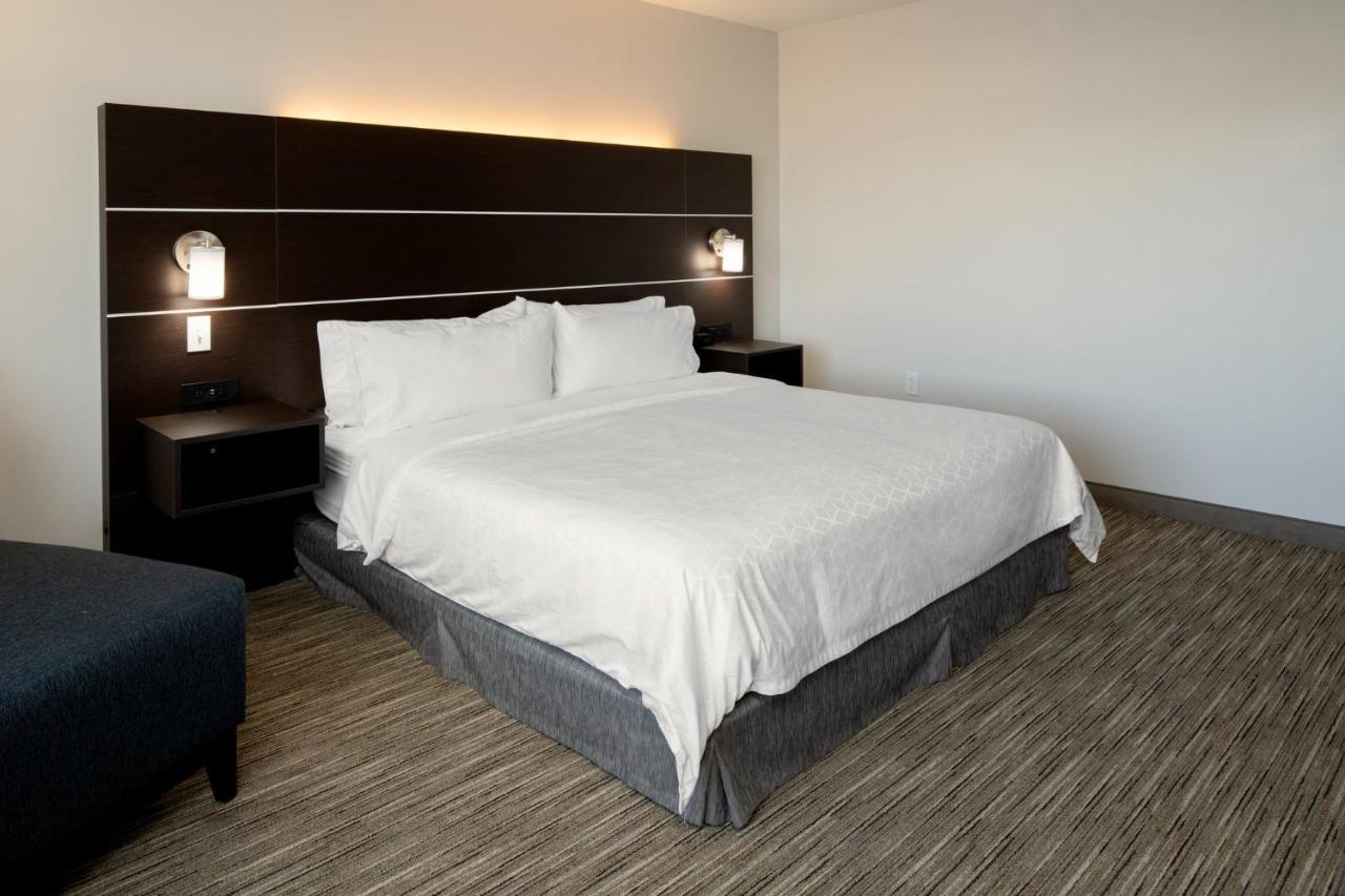Holiday Inn Express & Suites - Bullhead City By Ihg Екстериор снимка