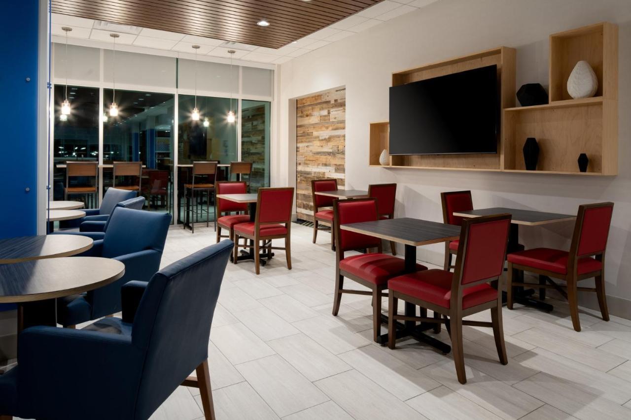 Holiday Inn Express & Suites - Bullhead City By Ihg Екстериор снимка