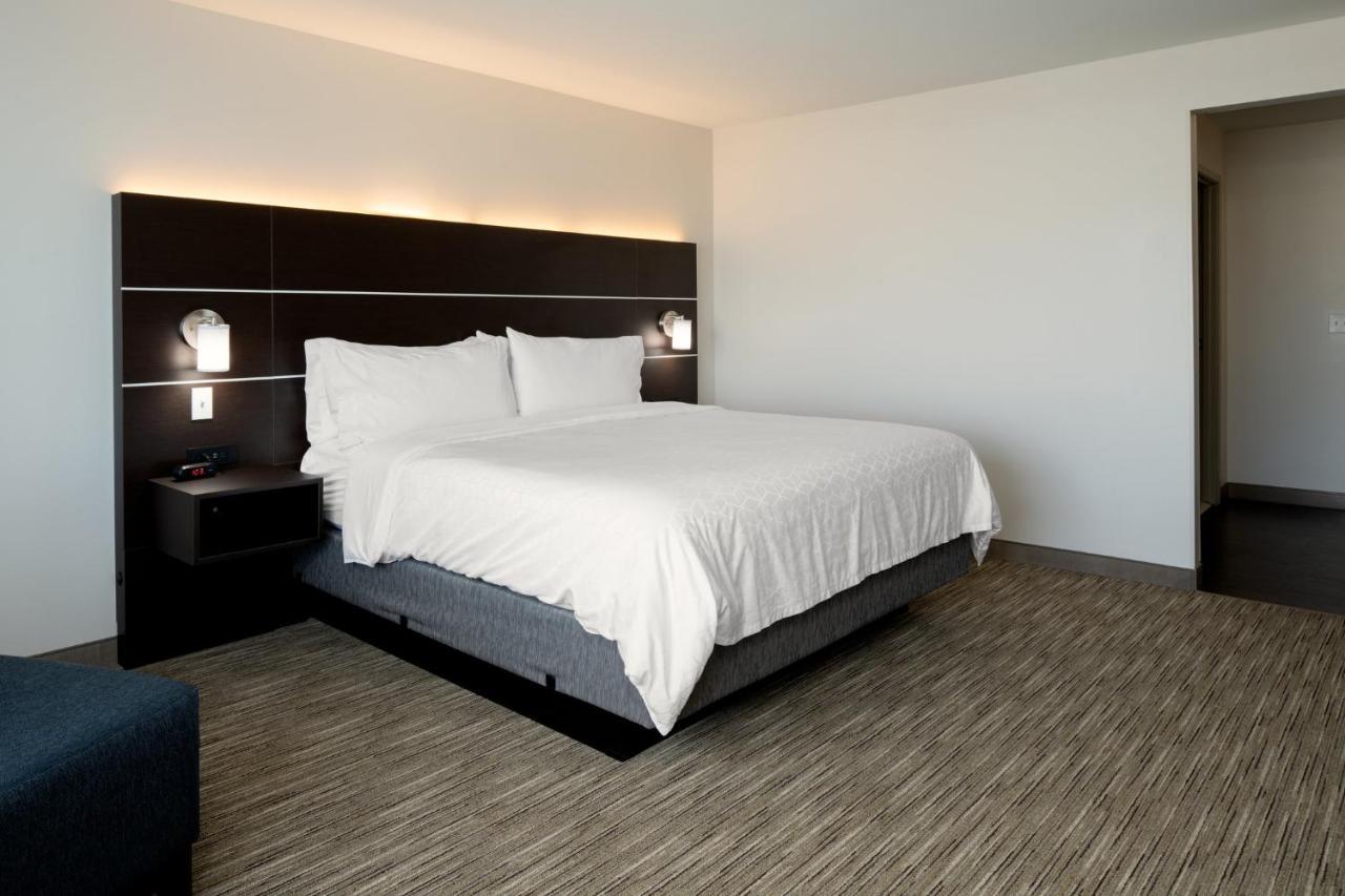 Holiday Inn Express & Suites - Bullhead City By Ihg Екстериор снимка