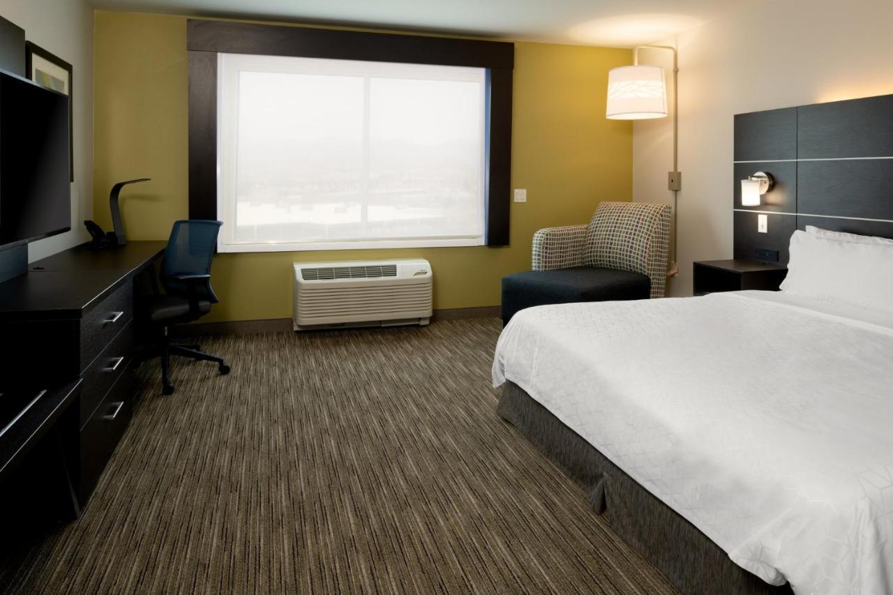 Holiday Inn Express & Suites - Bullhead City By Ihg Екстериор снимка