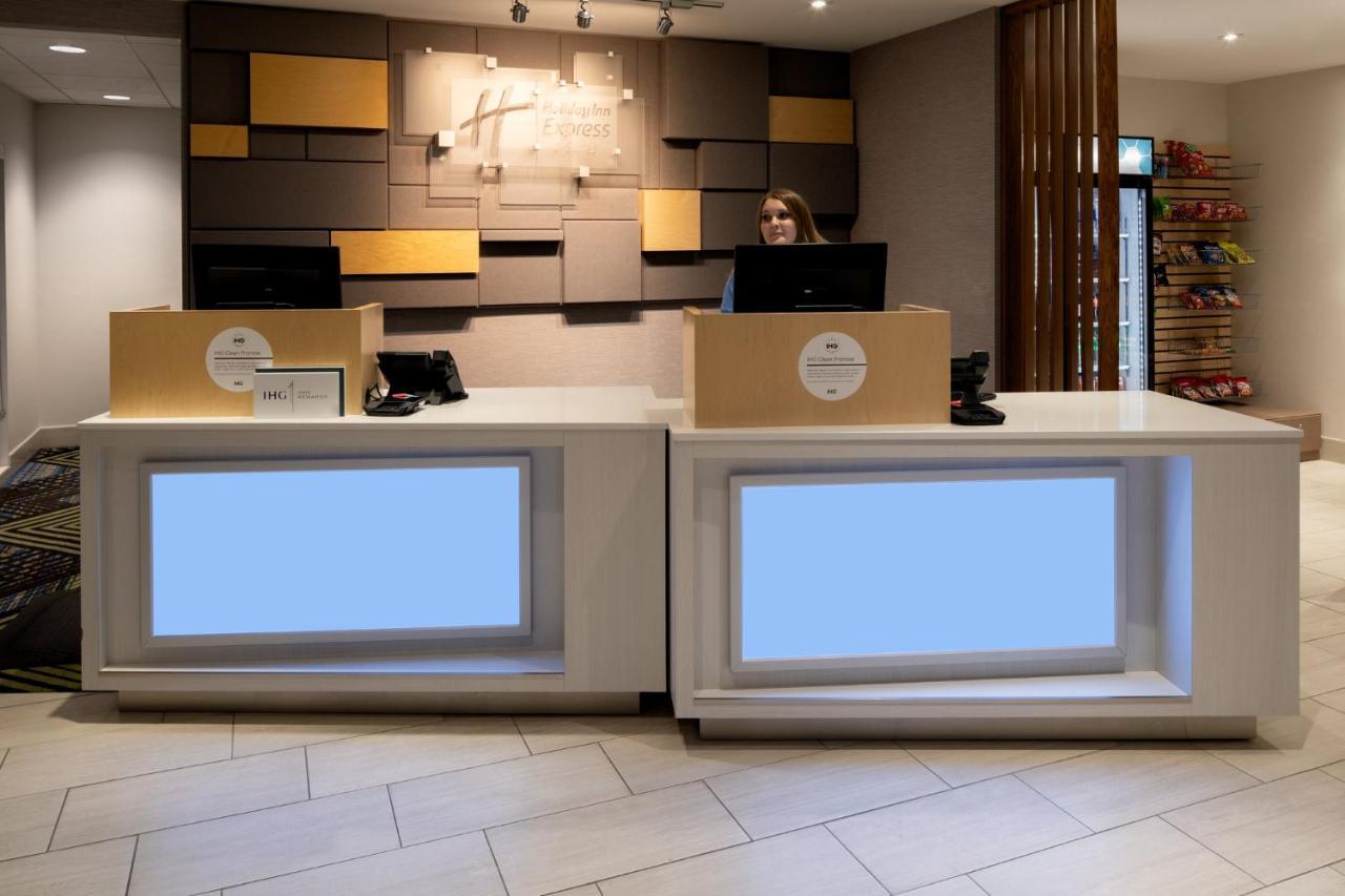 Holiday Inn Express & Suites - Bullhead City By Ihg Екстериор снимка