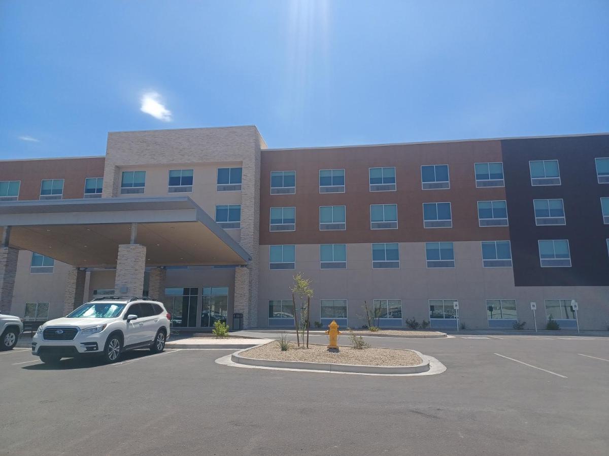 Holiday Inn Express & Suites - Bullhead City By Ihg Екстериор снимка